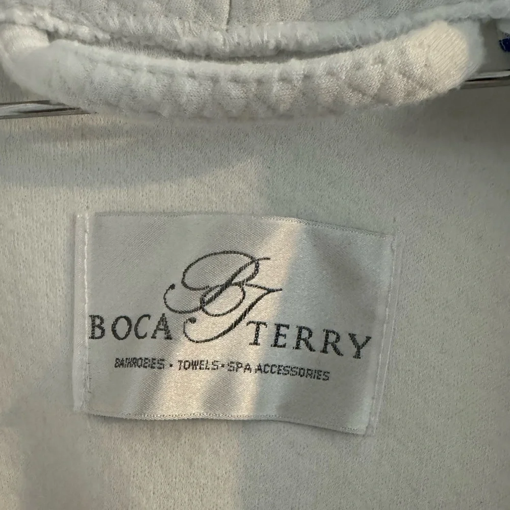 Elegant White, Women's Robe size XXL - Picture 2 of 5